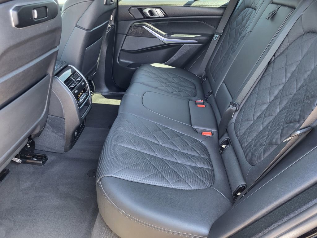 Used 2024 BMW X5 xDrive40i image 13