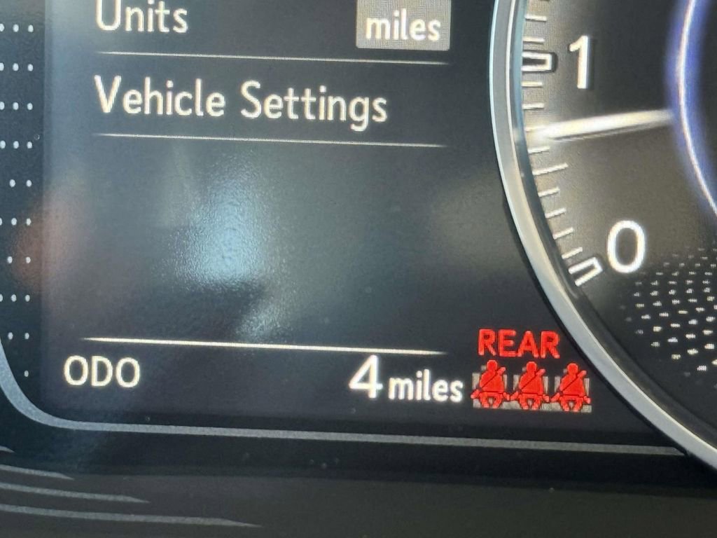 Used 2025 Lexus ES 350 w/ Luxury Package image 30