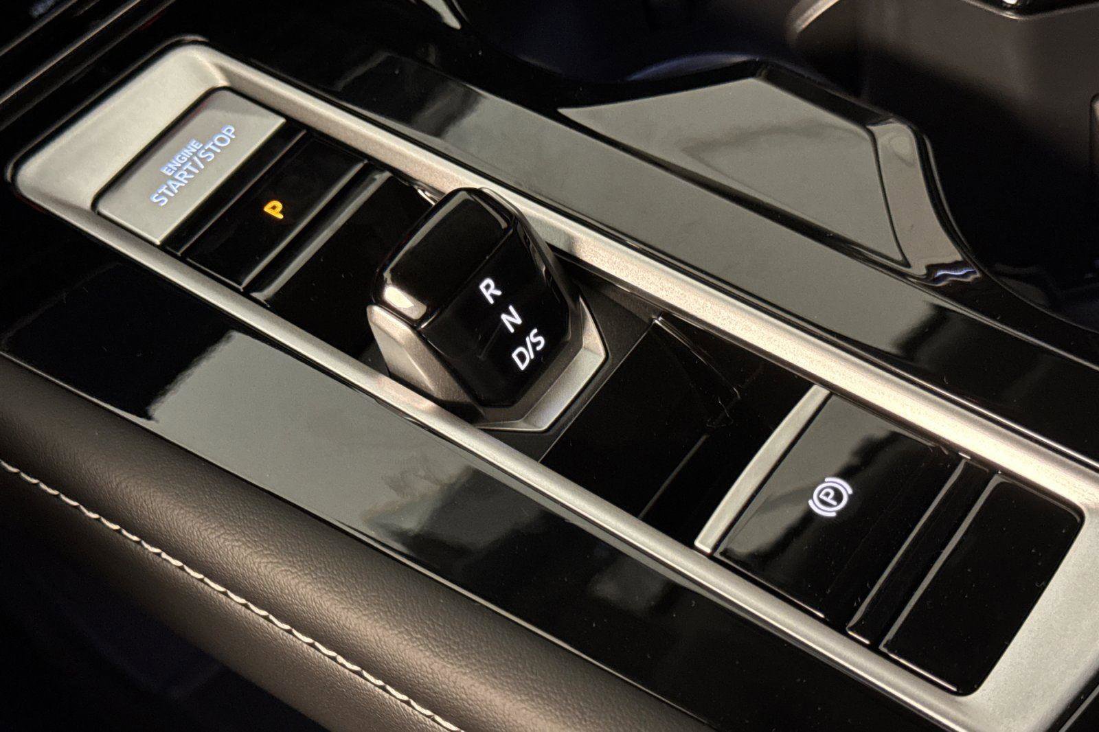 New 2026 Volkswagen Atlas SE image 21