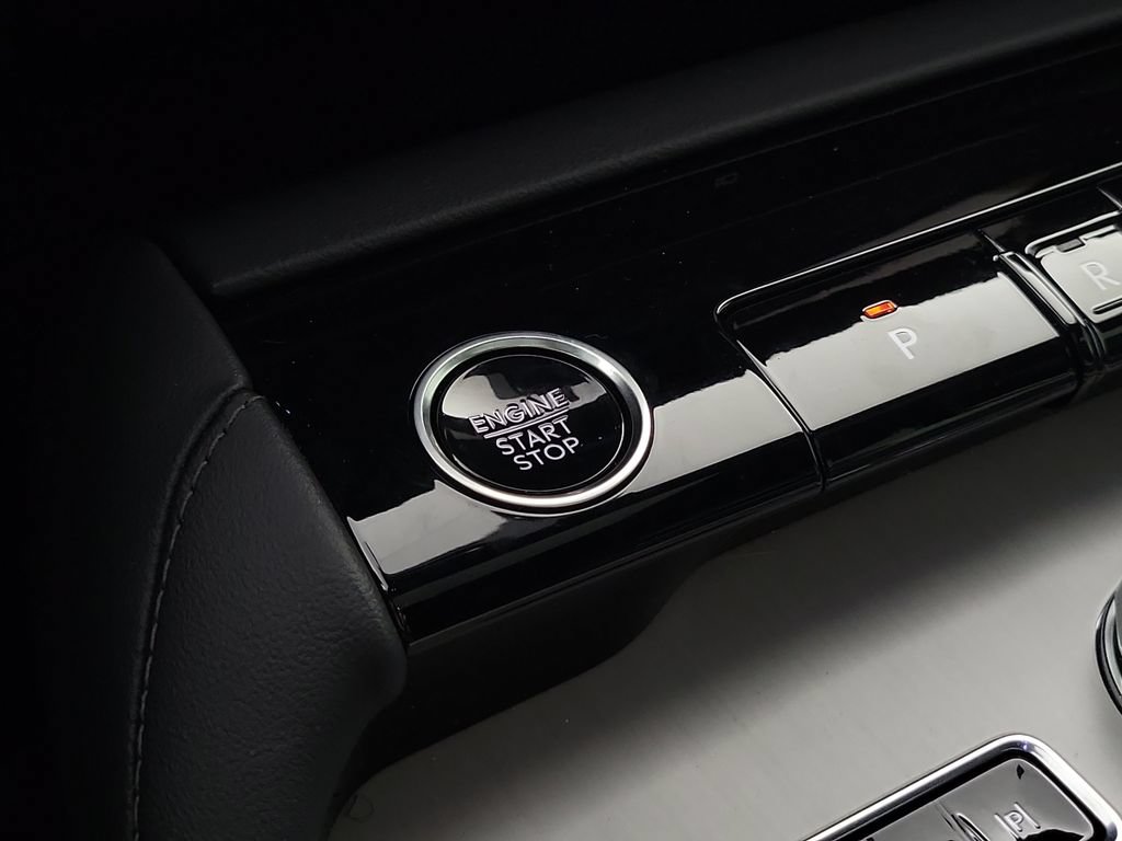 New 2025 Lincoln Navigator Reserve w/ Jet Appearance Package AWD/4WD image 29