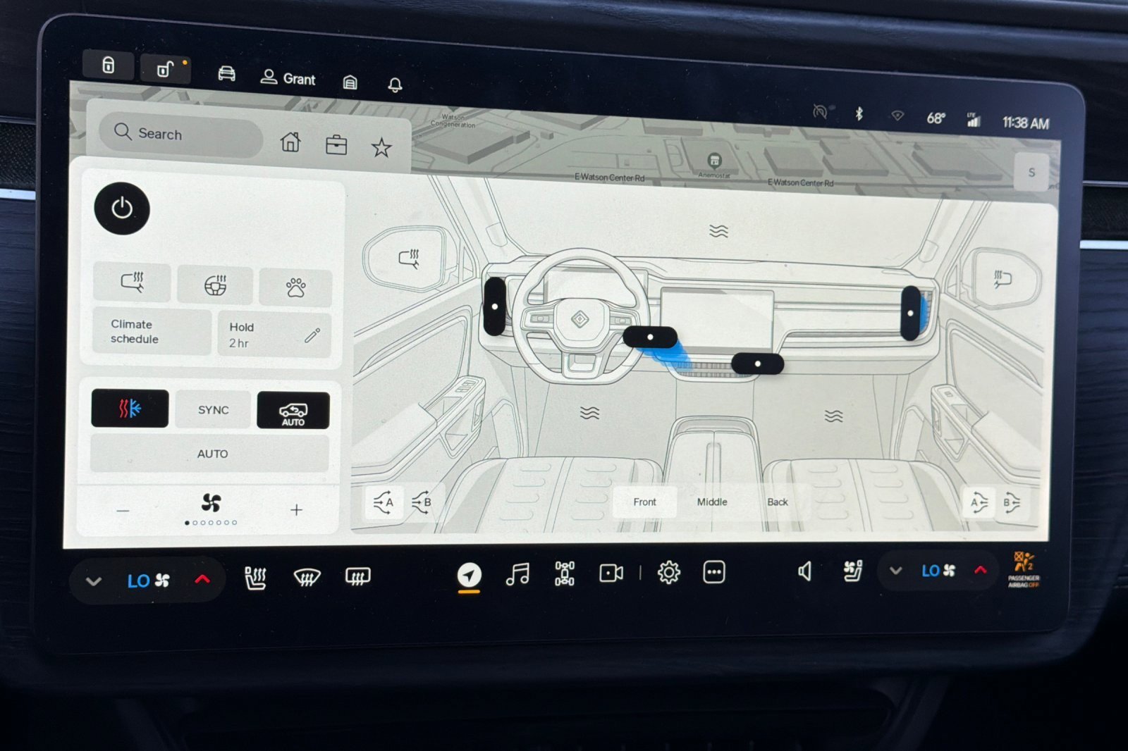 Used 2024 Rivian R1S Adventure image 21