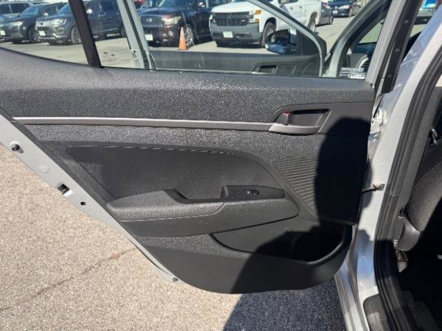 Used 2018 Hyundai Elantra SE FWD image 27