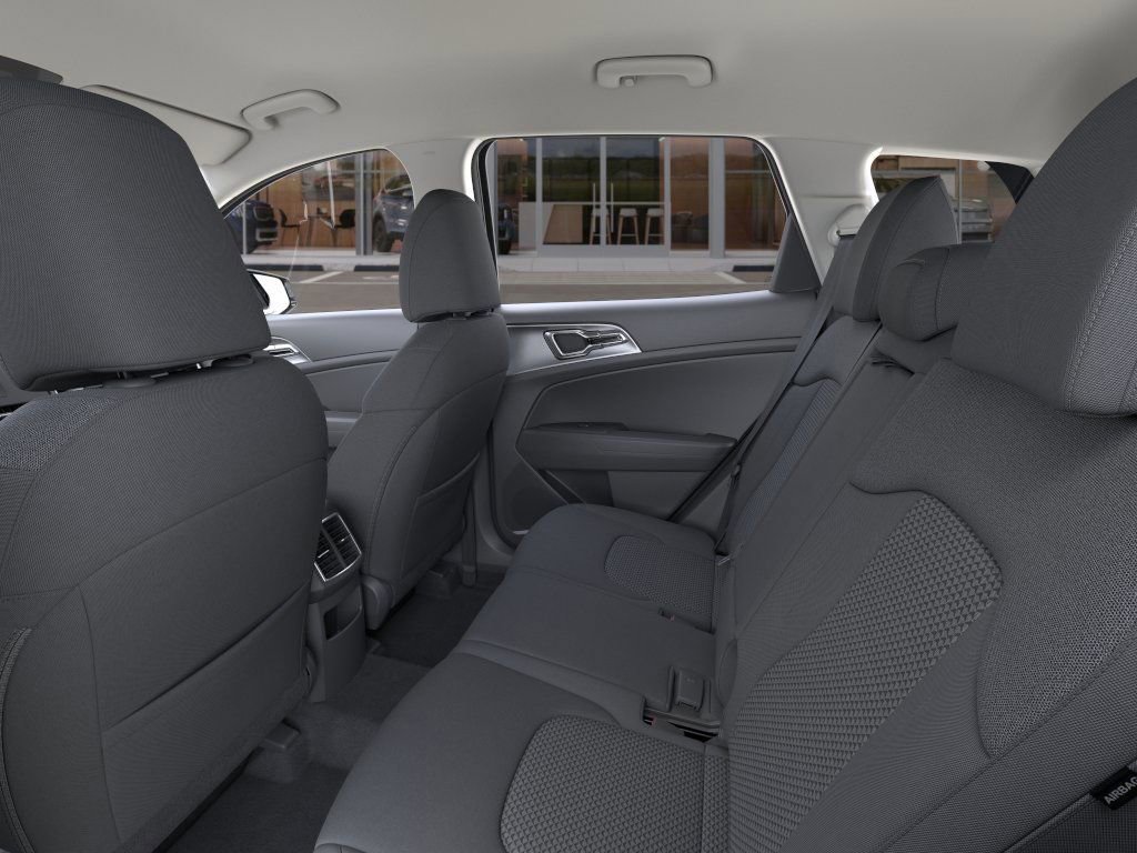 New 2025 Kia Sportage LX image 18