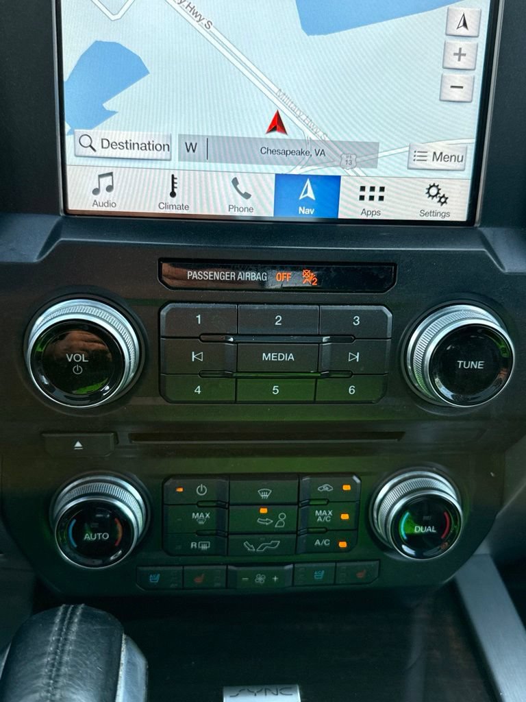 Used 2017 Ford F150 Platinum w/ Equipment Group 701A Luxury AWD/4WD image 26