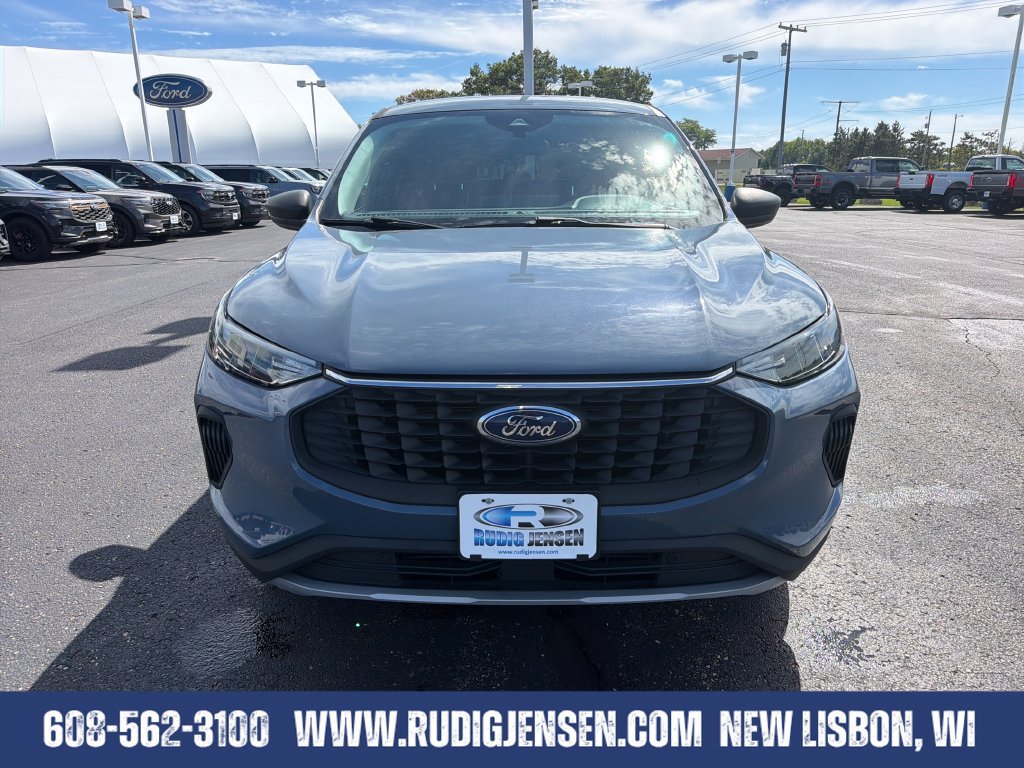 Used 2024 Ford Escape Active w/ Tech Pack #1 AWD/4WD image 8