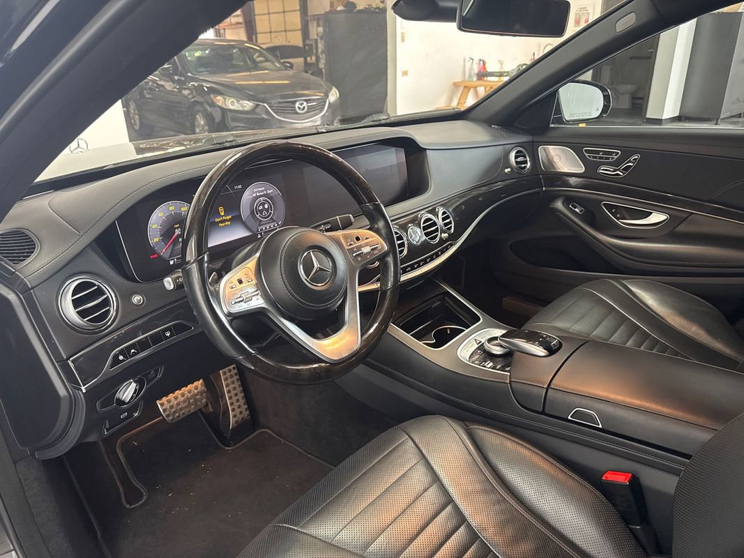 Used 2019 Mercedes-Benz S 560 4MATIC Sedan image 7