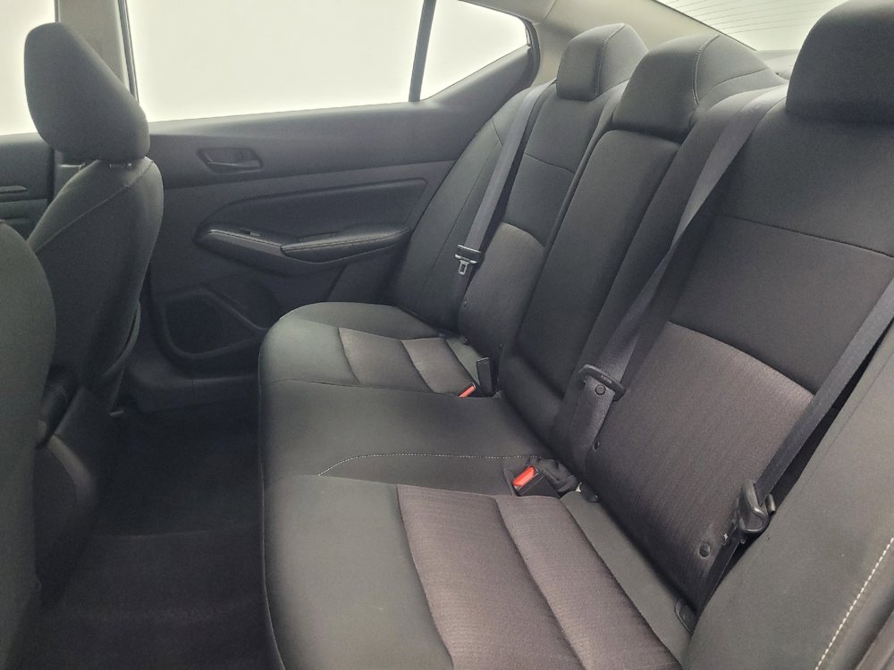 Used 2024 Nissan Altima 2.5 SV image 18