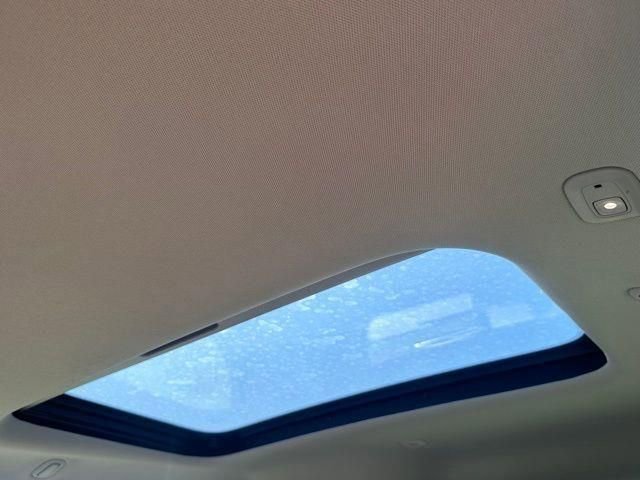 New 2024 Jeep Wagoneer 4WD w/ Premium Group I image 17