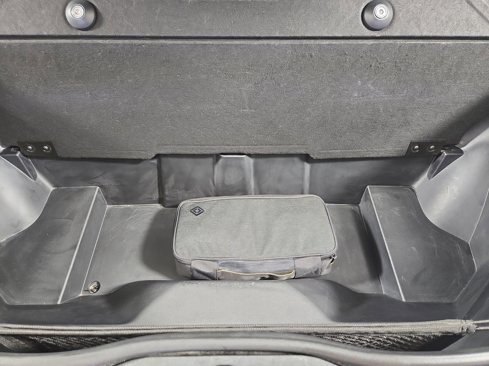 Used 2022 Rivian R1S Launch Edition image 14