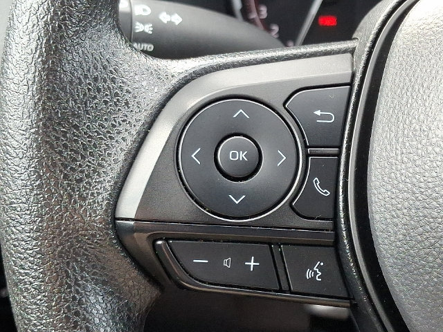 Used 2025 Toyota RAV4 XLE AWD/4WD image 20