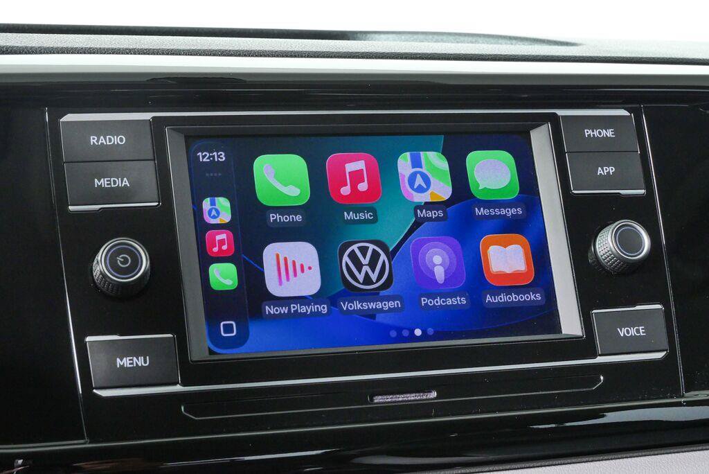Certified 2023 Volkswagen Taos S FWD image 15