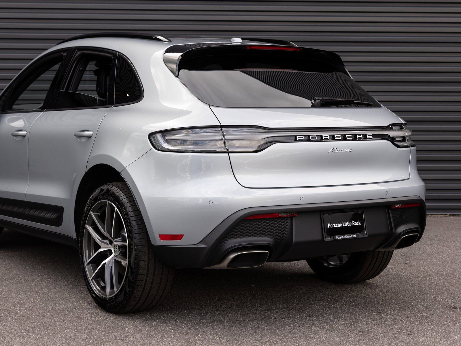 Certified 2026 Porsche Macan image 11