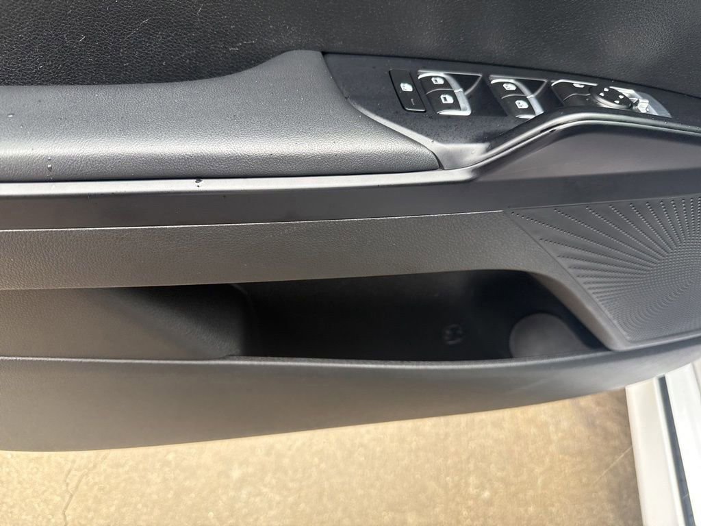 Used 2022 Kia K5 GT-Line w/ GT-Line FWD Premium Package image 18