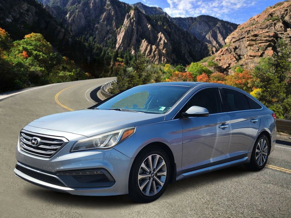 Used 2016 Hyundai Sonata Limited w/ Option Group 04 FWD image 5