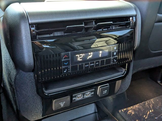 New 2026 Jeep Grand Wagoneer Limited image 16