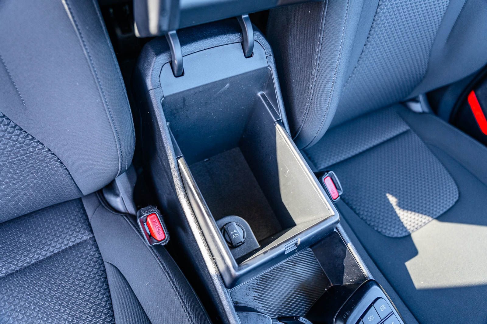 Used 2026 Kia Sportage LX w/ LX Convenience Package image 11