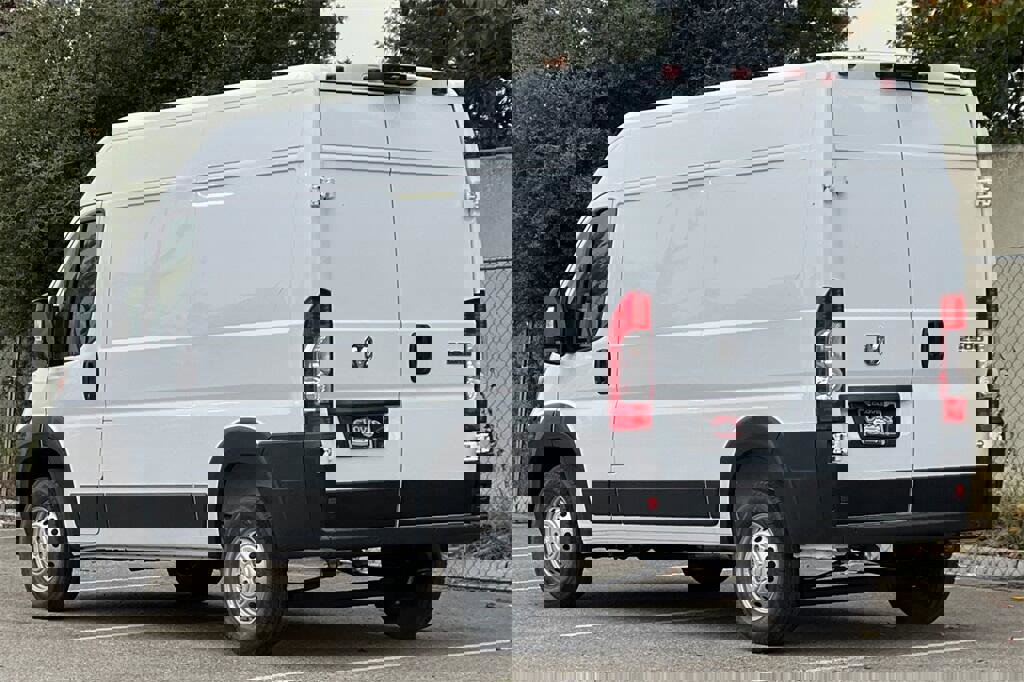 New 2026 RAM ProMaster 2500 w/ Convenience Group image 6