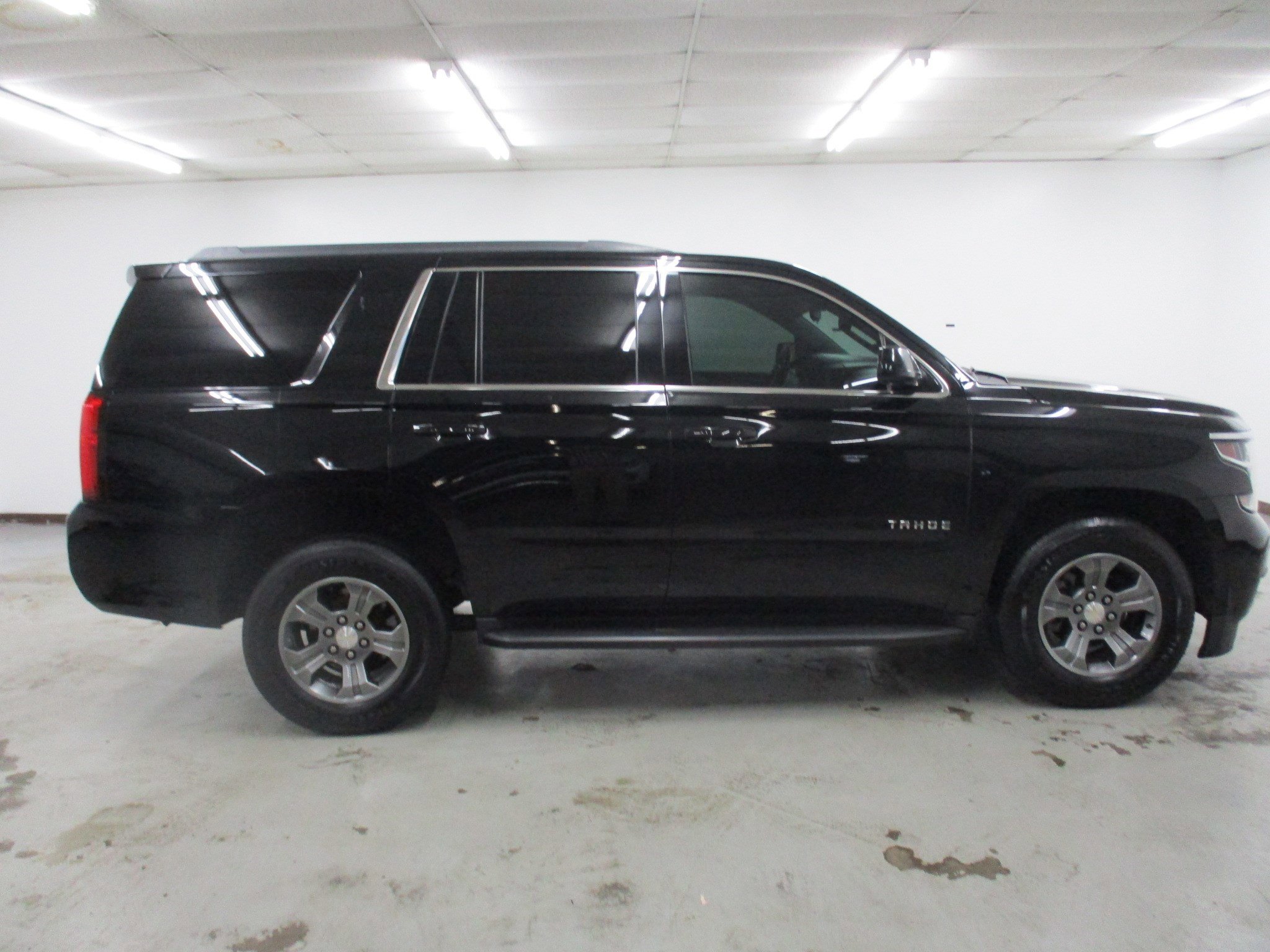 Used 2019 Chevrolet Tahoe LS image 11