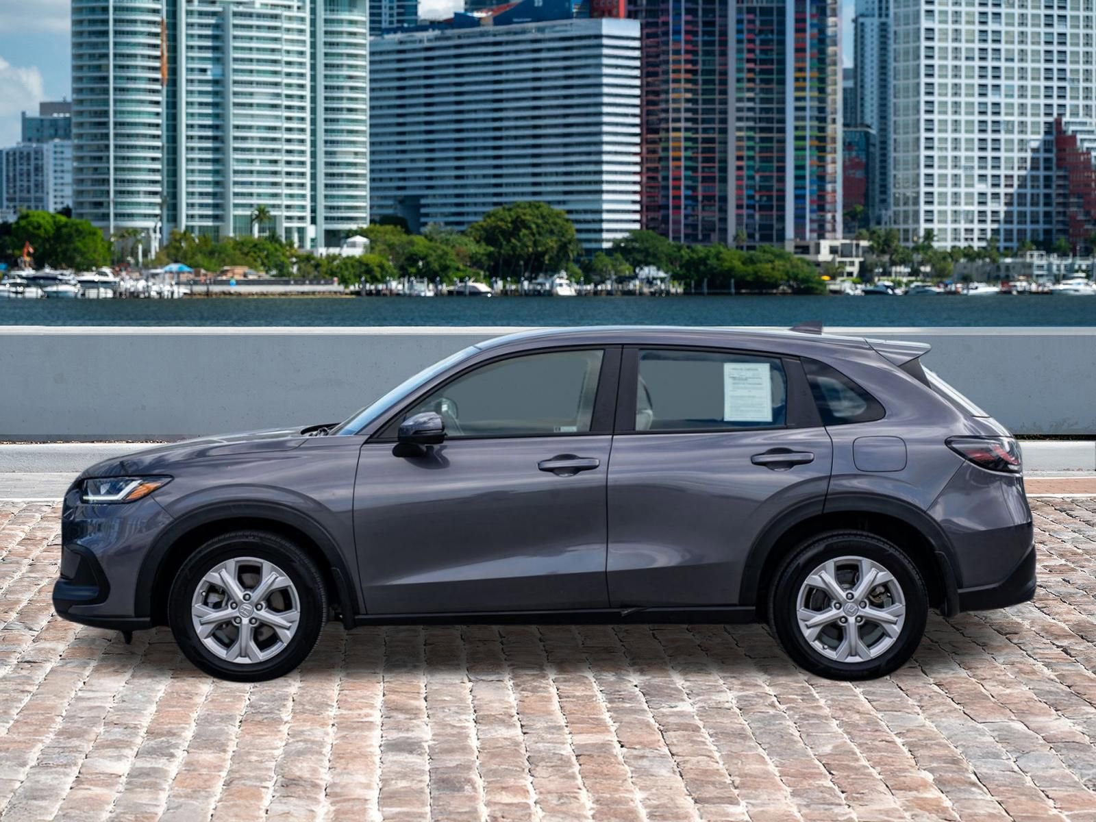 Certified 2023 Honda HR-V LX image 8