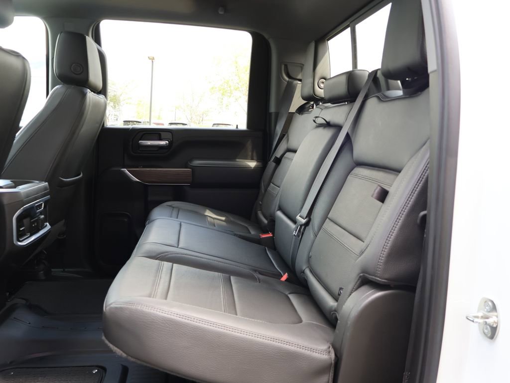 Used 2022 GMC Sierra 3500 Denali AWD/4WD image 14