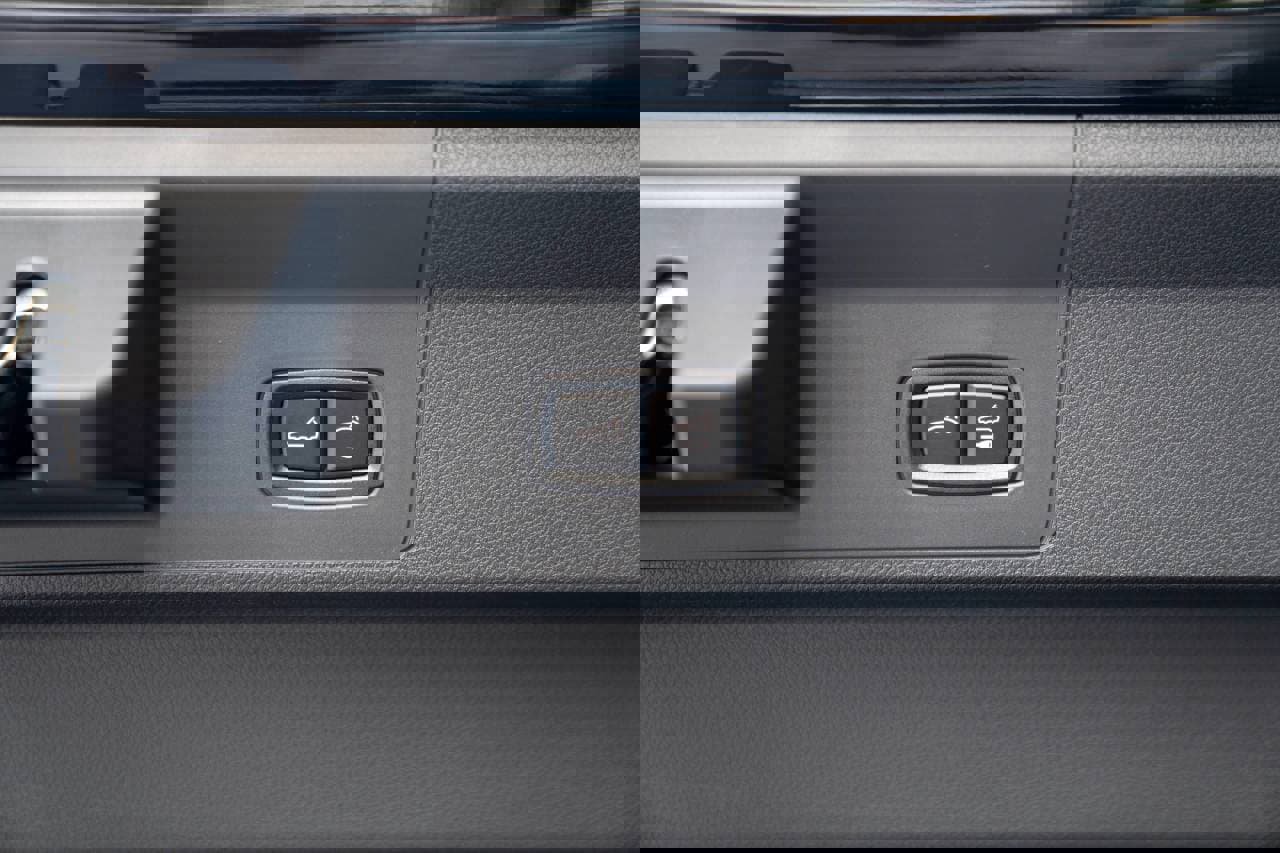 New 2026 Porsche Panamera 4S image 31