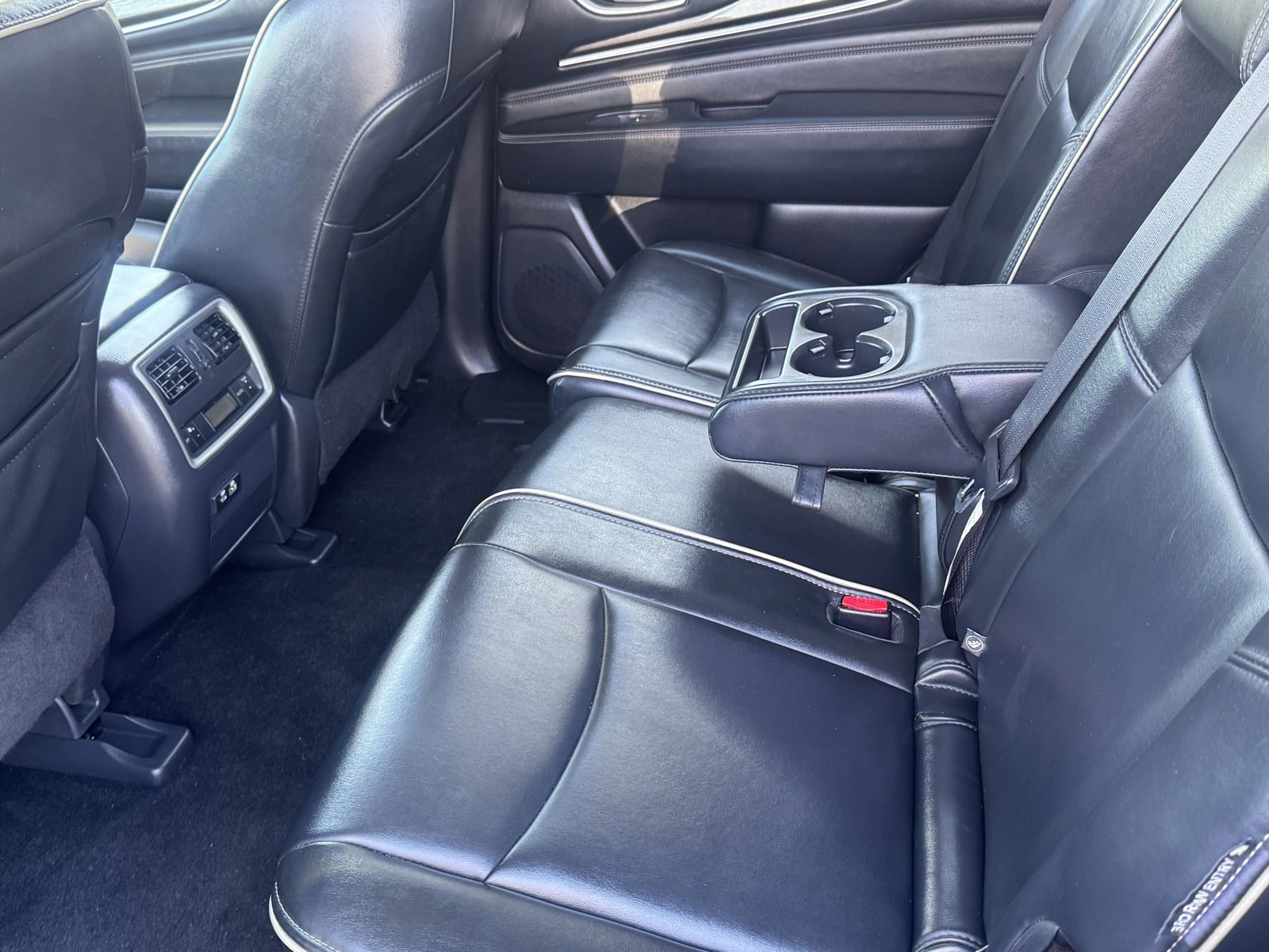 Used 2019 INFINITI QX60 Pure image 8