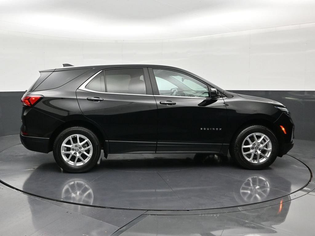 Used 2024 Chevrolet Equinox LT AWD/4WD image 6