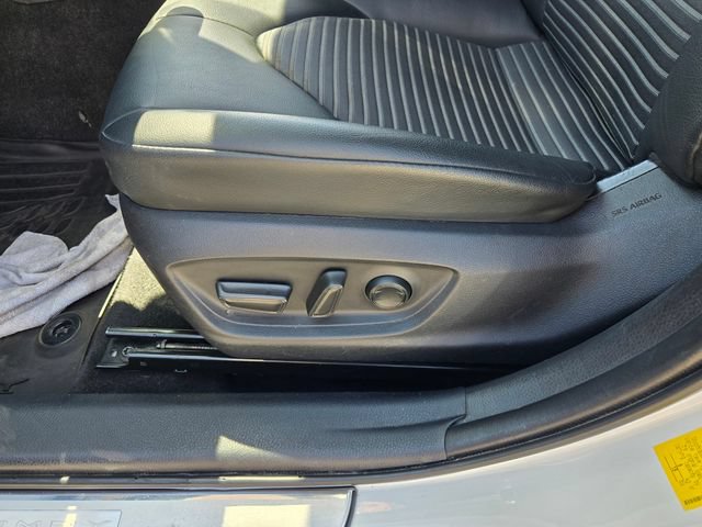 Used 2022 Toyota Camry SE FWD image 15