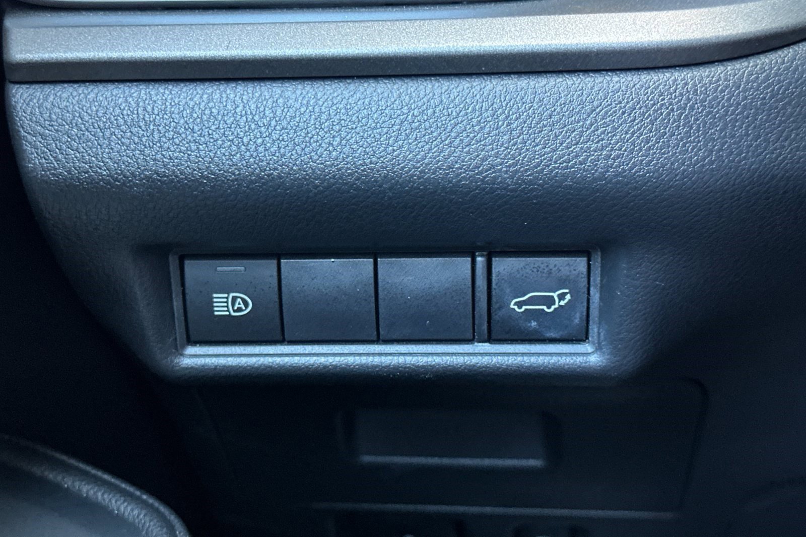 Used 2024 Toyota Grand Highlander XLE FWD image 36