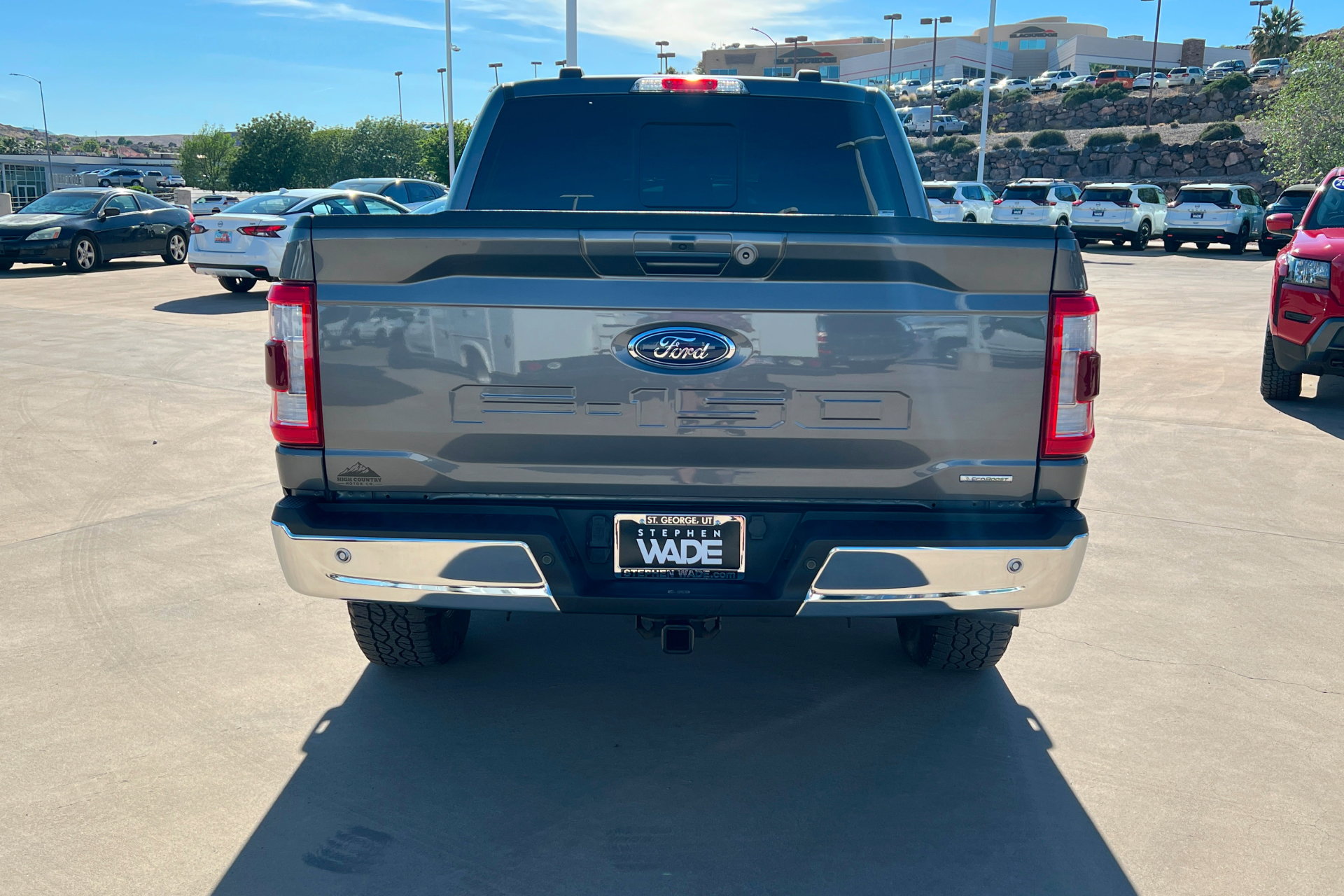 Used 2023 Ford F150 Lariat w/ FX4 Off-Road Package image 5