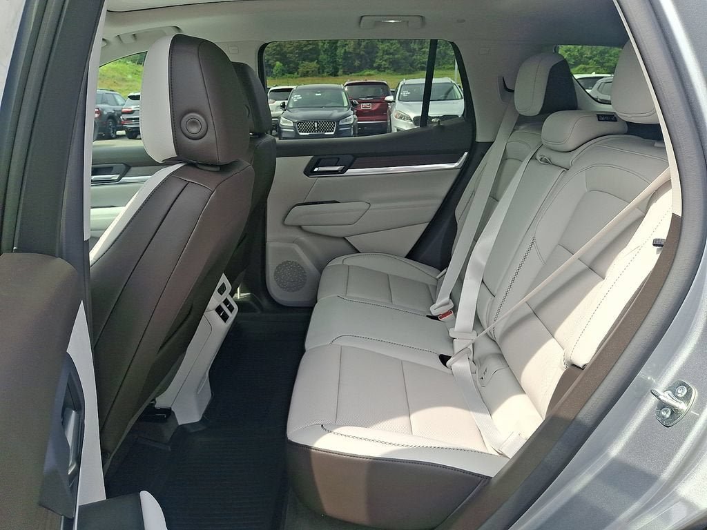 New 2027 GMC Terrain Denali w/ LPO, Floor Liner Package AWD/4WD image 5