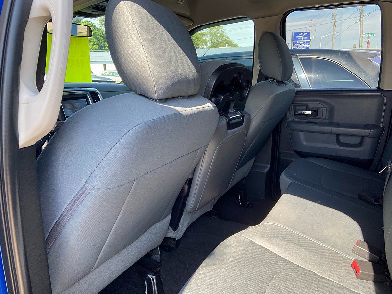 Used 2017 RAM 1500 Classic SLT image 21