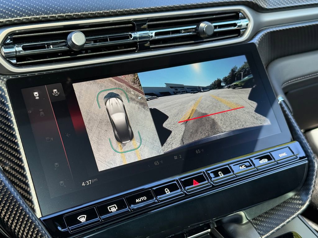 Used 2025 Aston Martin Vanquish image 26