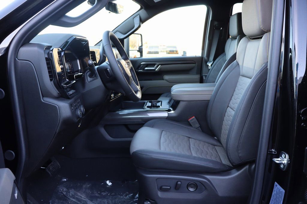New 2026 Chevrolet Silverado 2500 ZR2 image 5