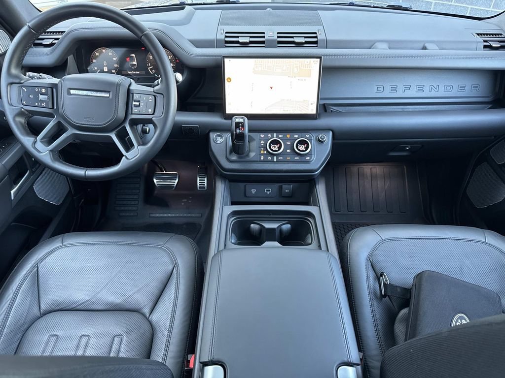 Certified 2024 Land Rover Defender 130 X AWD/4WD image 17