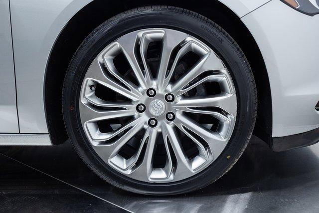 Used 2017 Nissan Titan Platinum Reserve image 26