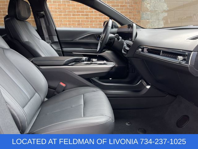 Used 2024 Cadillac Lyriq Luxury w/ LPO, Floor Liner Package image 29