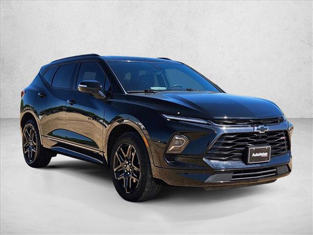 Used 2024 Chevrolet Blazer RS w/ Driver Confidence II Package FWD image 3