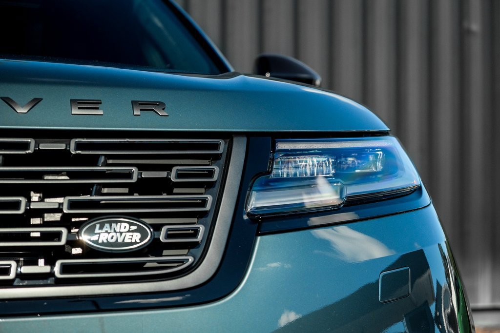 New 2026 Land Rover Range Rover Velar Dynamic SE image 6