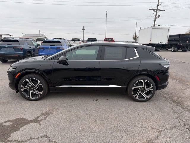 New 2026 Chevrolet Equinox EV LT w/ Convenience Package II image 3