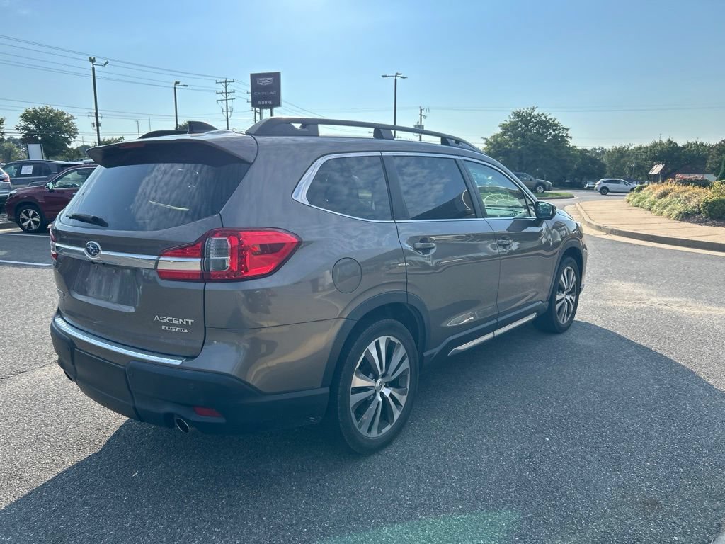 Used 2021 Subaru Ascent Limited w/ Technology Package AWD/4WD image 3
