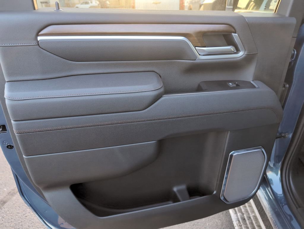 New 2026 Chevrolet Silverado 3500 High Country w/ High Country Premium Package image 11