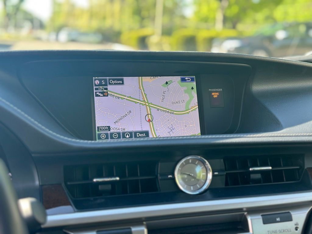 Used 2015 Lexus ES 350 w/ Luxury Package image 12