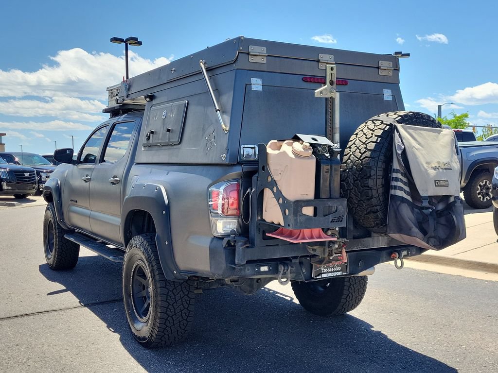 Used 2016 Toyota Tacoma TRD Off-Road w/ Premium & Technology Package AWD/4WD image 6