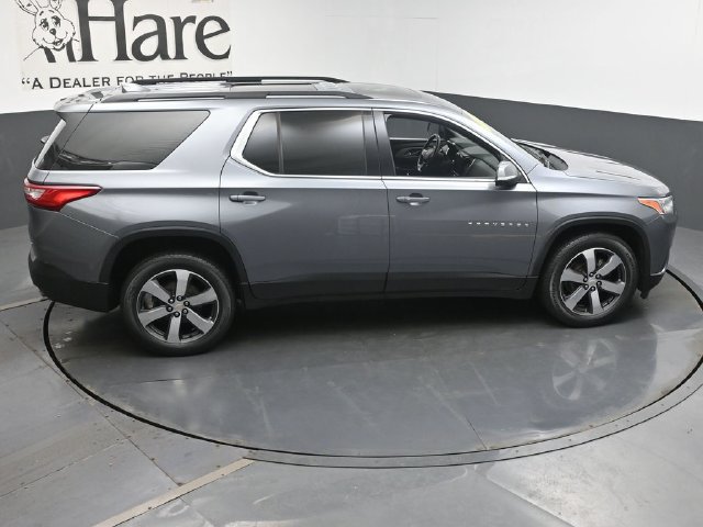 Used 2021 Chevrolet Traverse LT w/ LT Premium Package FWD image 45