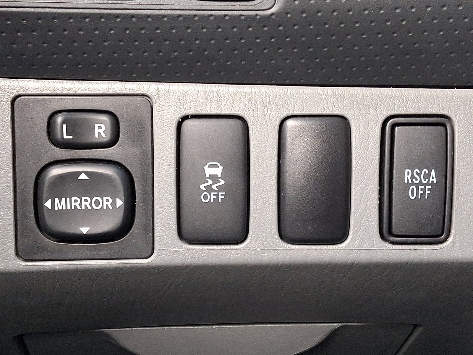 Used 2010 Toyota Tacoma PreRunner image 24