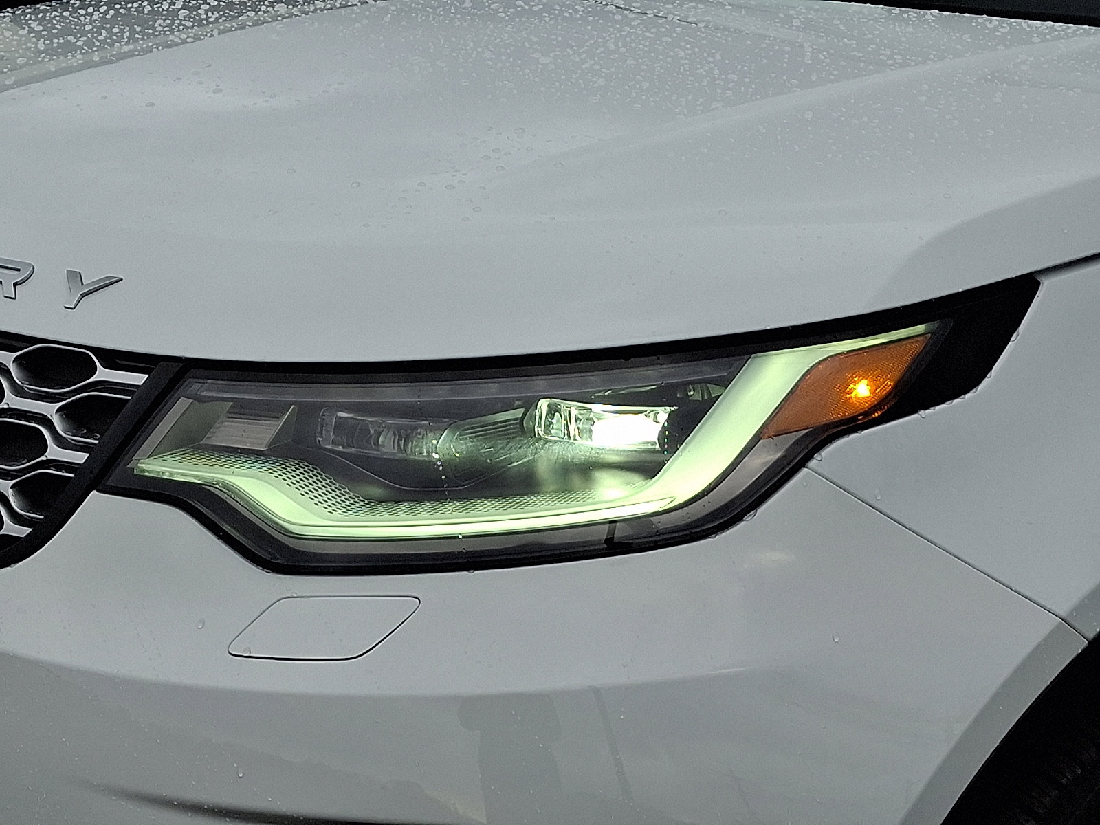 New 2026 Land Rover Discovery Limited Edition image 7