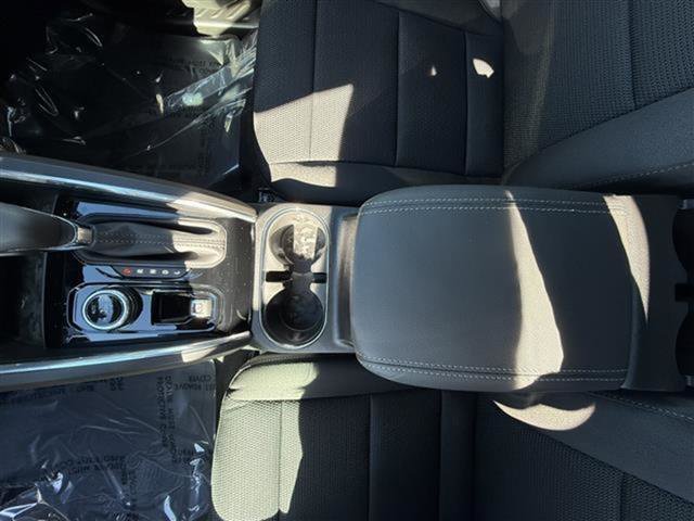 New 2026 GMC Canyon Elevation w/ Convenience Package image 23