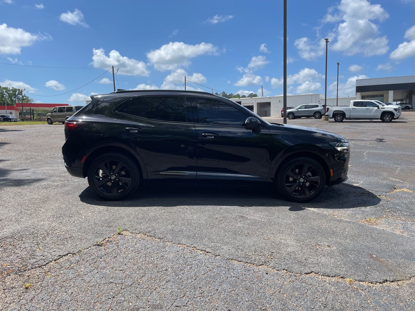 Used 2023 Buick Envision Essence w/ Sport Touring Package image 6