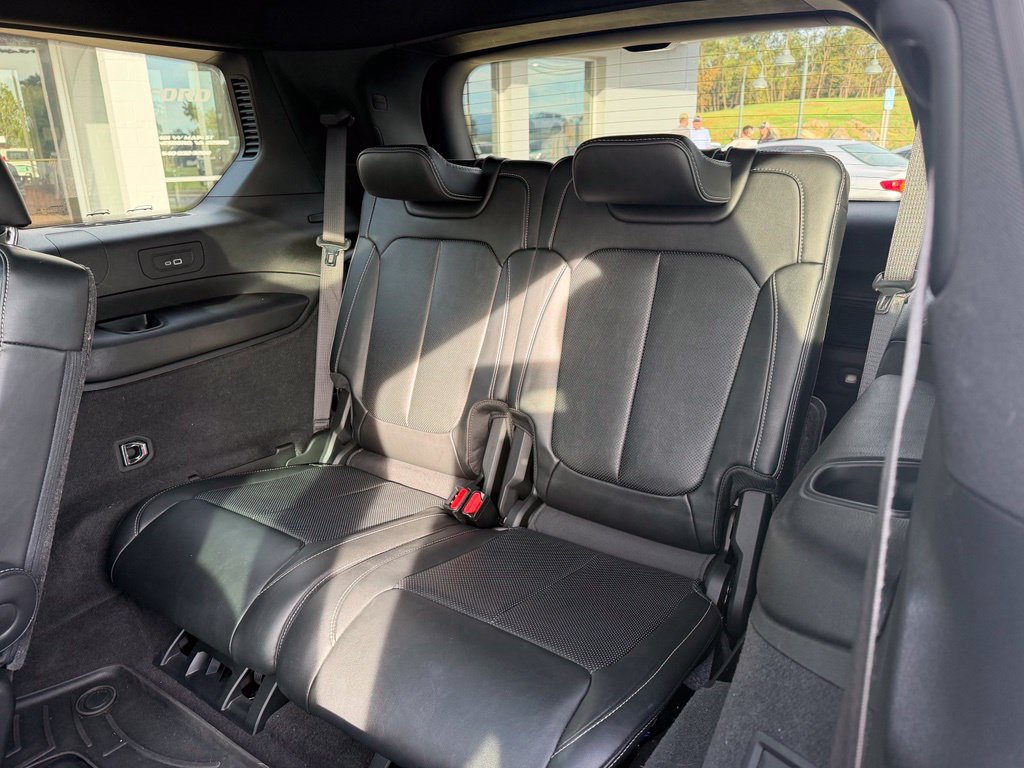 Used 2021 Jeep Grand Cherokee L Overland w/ Luxury Tech Group IV AWD/4WD image 10
